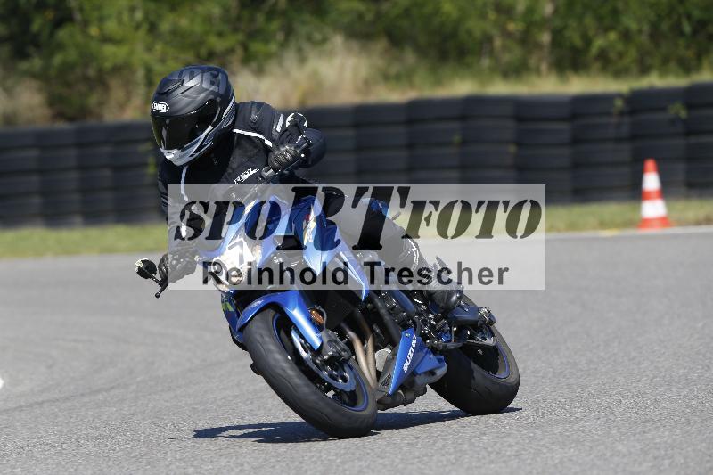 /48 25.08.2025 Cornu Master School ADR/gruen-vert/97